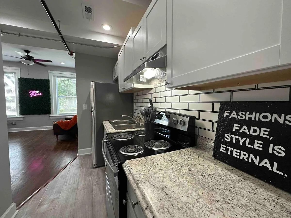Westend Two Stylish & Cozy Nashville Apartment
